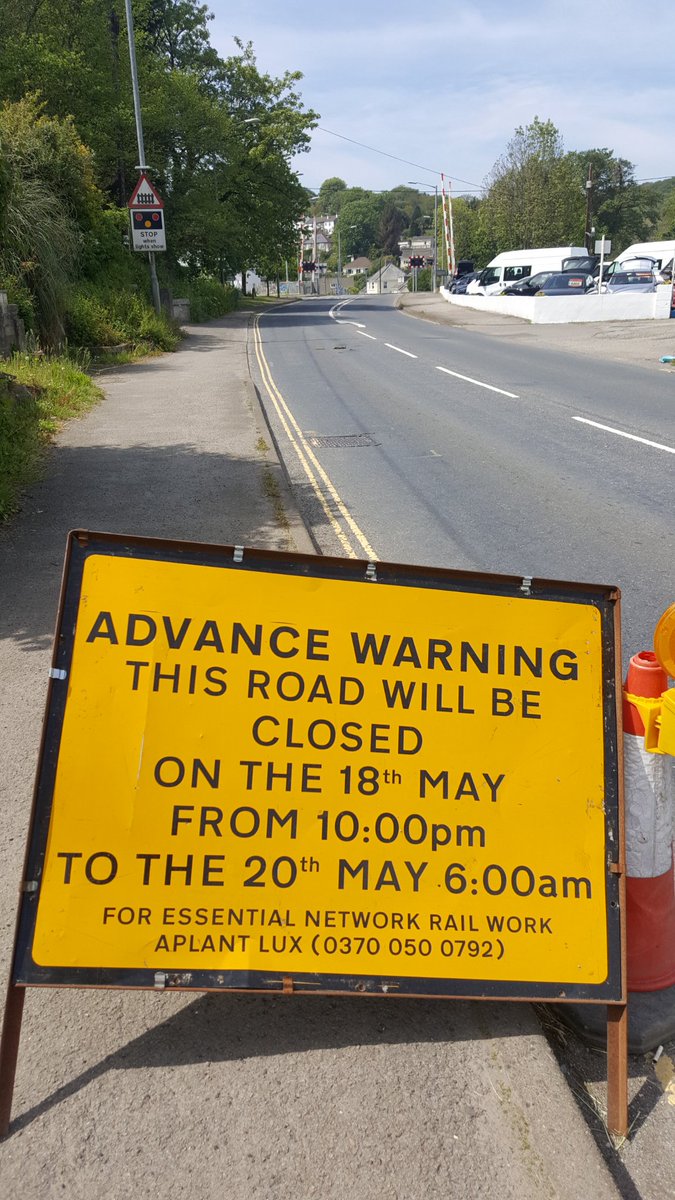 Traffic Announcement:  the railway level crossing at Tywardreath Highway on the A390 will be closed all weekend.  So if you're travelling from St Austell along the A390 do take the scenic route to LostFest.
#lostfest2019 #festivalsofcornwall #takethescenicroute #comebytrain