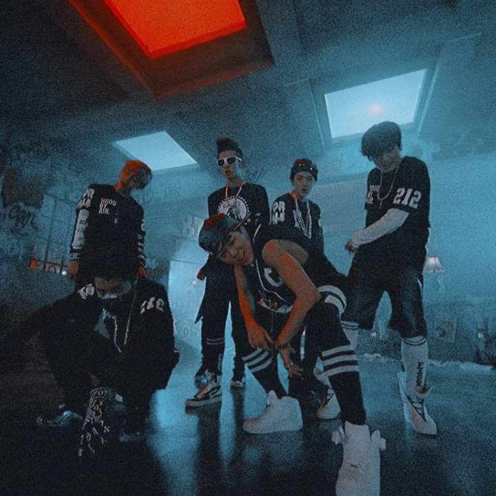 Multiiui's tweet image. Old but gold &amp;lt;3
&amp;lt;thread&amp;gt;