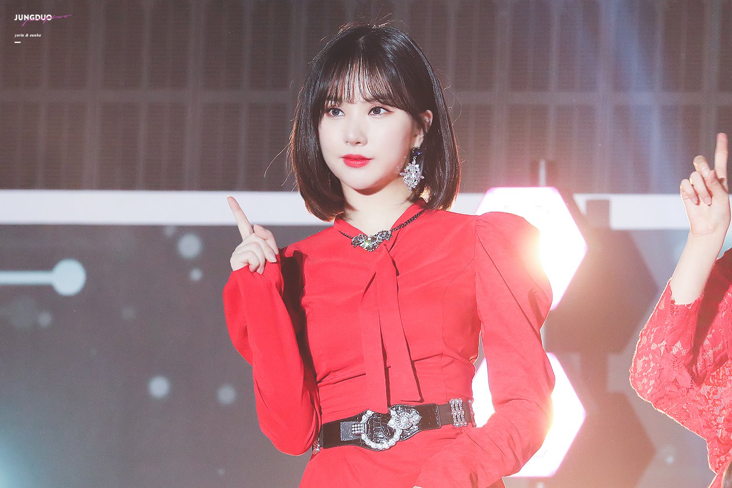 D6mxCwYUYAEw1zZ.jpg:large