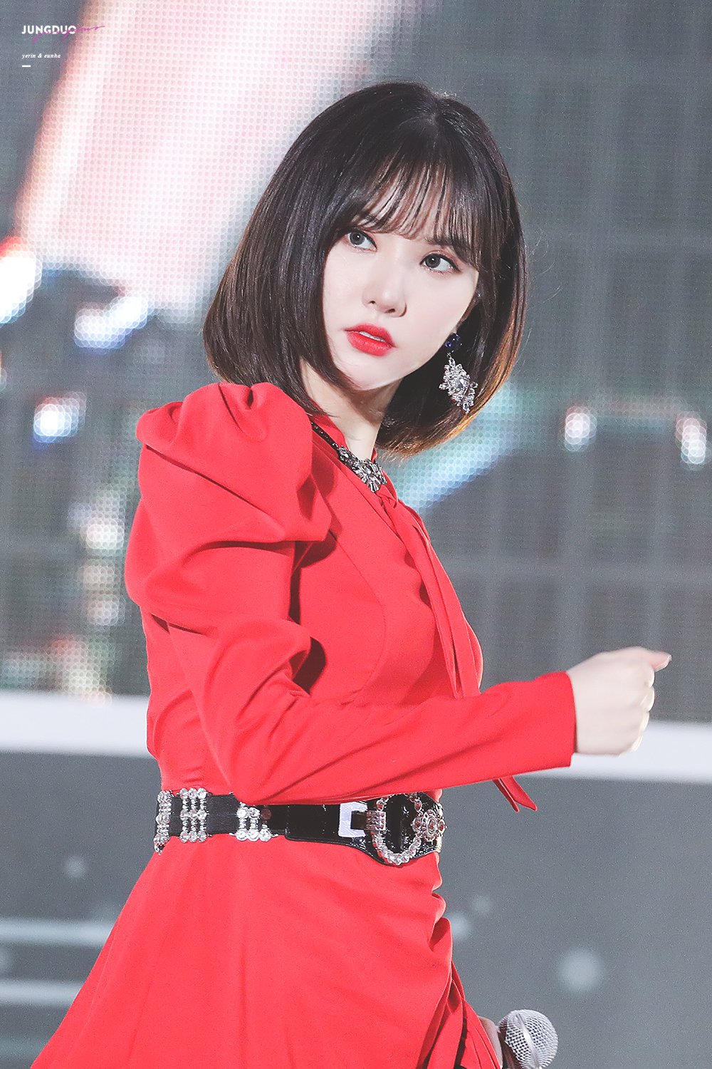 D6mxCweUUAA4jxn.jpg:large