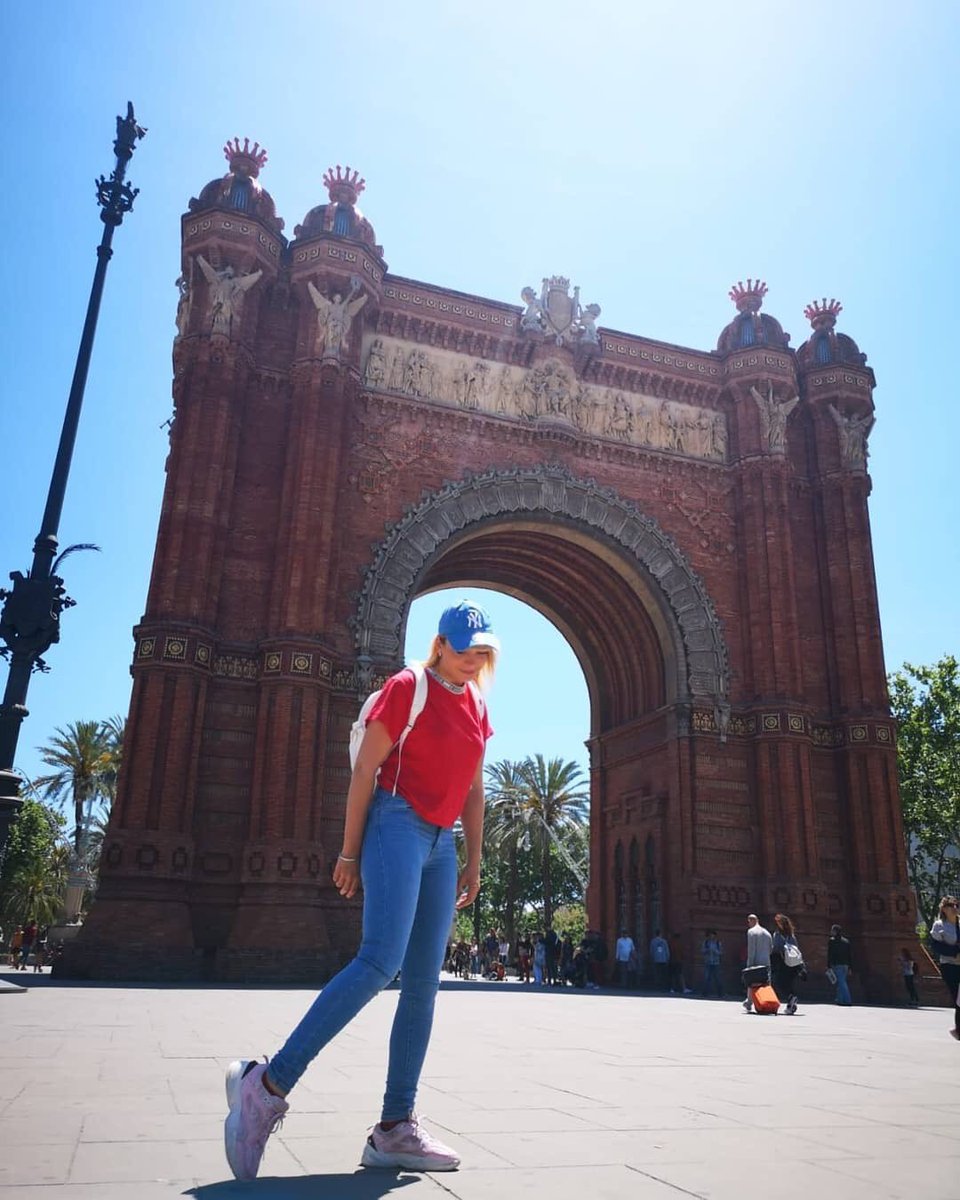 HYPHENHYPHEN's tweet photo. Our first (separated) holiday 😂
Tape 🇪🇸 for Santa
Vote 🇲🇹 for Adam
Vote 🏳️‍🌈 For Line !!! Wtf there's no Breton flag emoji ???!!
D-4 before our German TOUR 😮
.
.
.
. #HHtour #teamHH #HH #Hyphenhyphen #likeboys #youngleaders #lgbtq https://t.co/MAOfrSLTsE
