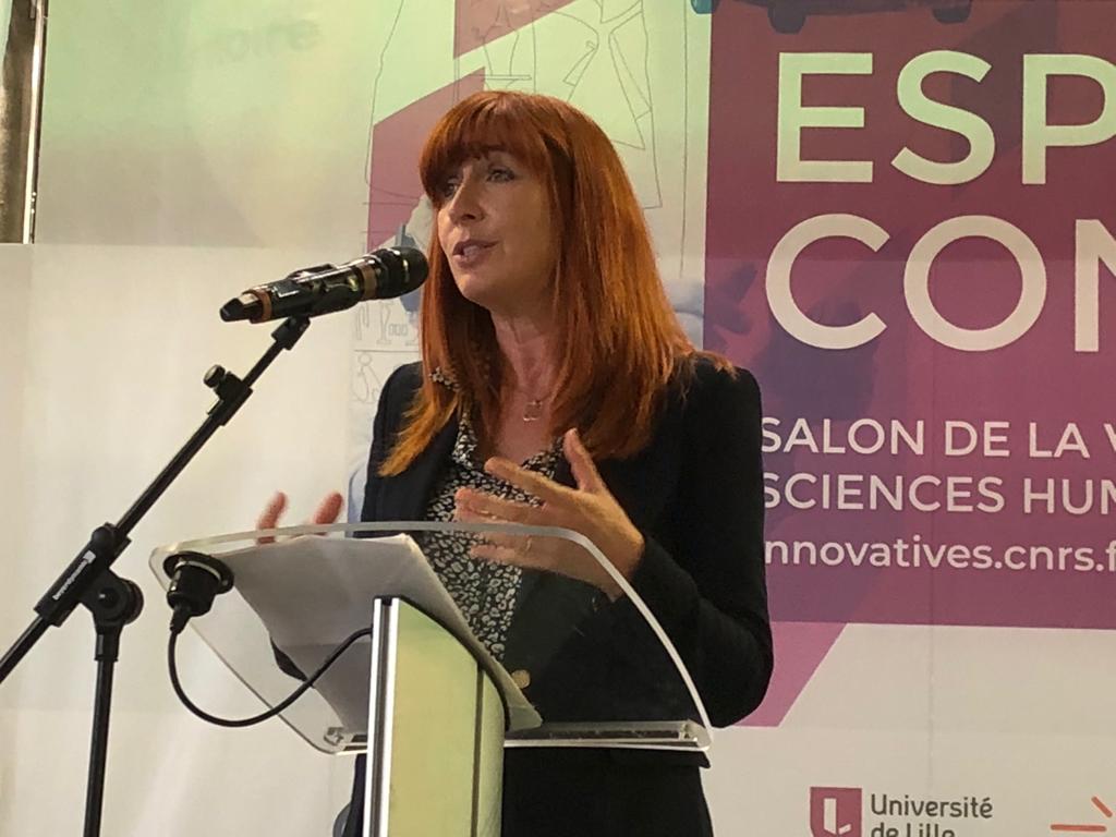 wb_france's tweet photo. #Lille les 15 et 16 mai Wallonie-Bruxelles International (@WBI_tweet)participe au #InnovativesSHS du @CNRS  avec 5 porteurs de projets et un stand institutionnel @ReseauLieu. Présence de l'Administratrice générale  @PDELCOMMINETTE https://t.co/eAkFic7MJ3