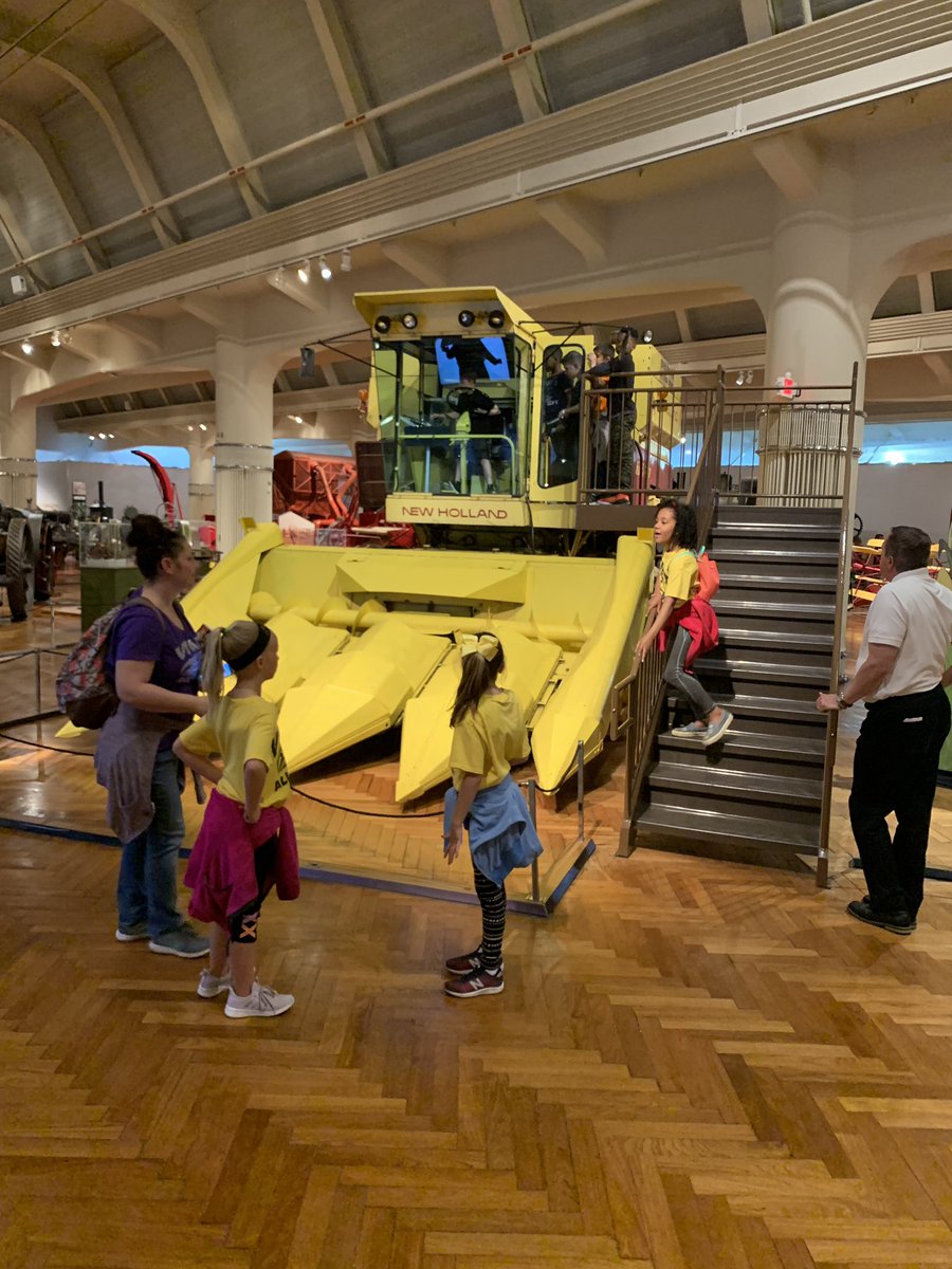 mrshoehing3's tweet image. #multigraders and 4th graders enjoying a day at Henry Ford Museum as we begin our 3 day study on Innovation Nation! #myLSPS #VioletallStars #ateachersimpact