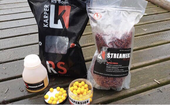 A cracking 22lb Mirror for KARPER French Team Oromo member Willy, KARPER Dispersion Sweetcornz over the KARPER RS and RS Streamerz doing the trick. #karperltd #carpfishing #fishing #bait