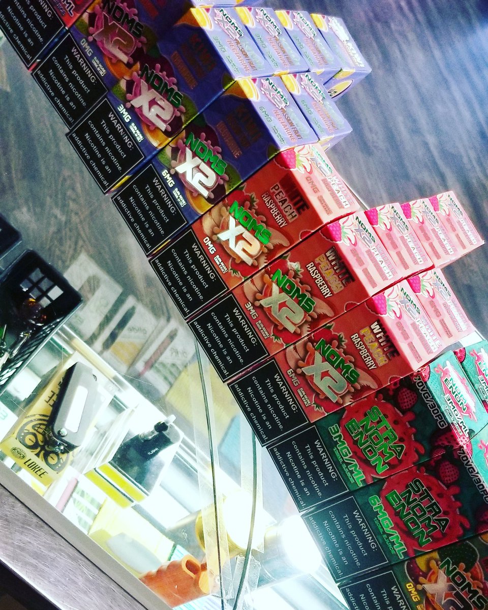 RollinVaporLLC's tweet photo. Restock on the Noms!!!!!! ❌❌❌❌ PLUS the new NomsX2 Kiwi Passionfruit Nectarine!!! Come get before gone!!! #rollinvapor #tulsadispensary #medicalmarijuanatulsa #medicalcannabistulsa #tulsavape #oklahoma #nomenon #vape https://t.co/KmPV1aQUY9