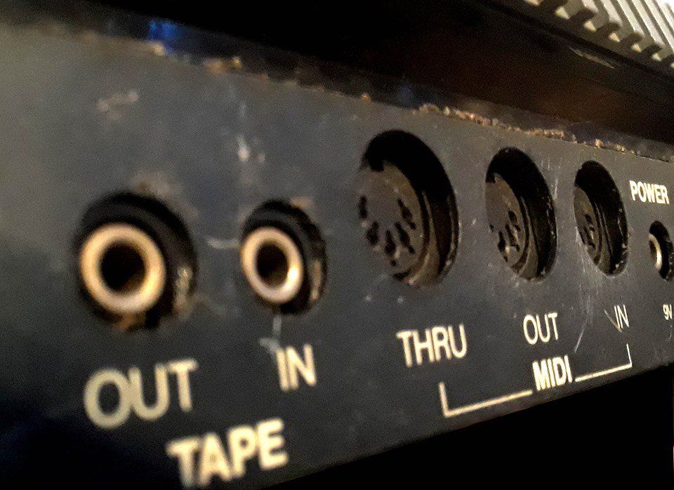 cdmblogs's tweet image. Digital? Vinyl? No, here&apos;s post-album #techno dumped as raw data from a cheap late 80s sequencer. That&apos;s how to release. cdm.link/2019/05/alesis… #mmt8