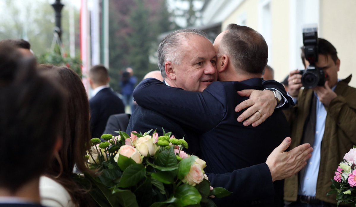 In stunning halls of #Wieliczka salt mine I said official goodbye to <a href="/AndrzejDuda/">Andrzej Duda</a> 🇵🇱 I believe our friendship has always been an extension of friendly relations between our countries &amp; our people. Thank you for many good memories of the time we enjoyed together. Do zobaczenia!