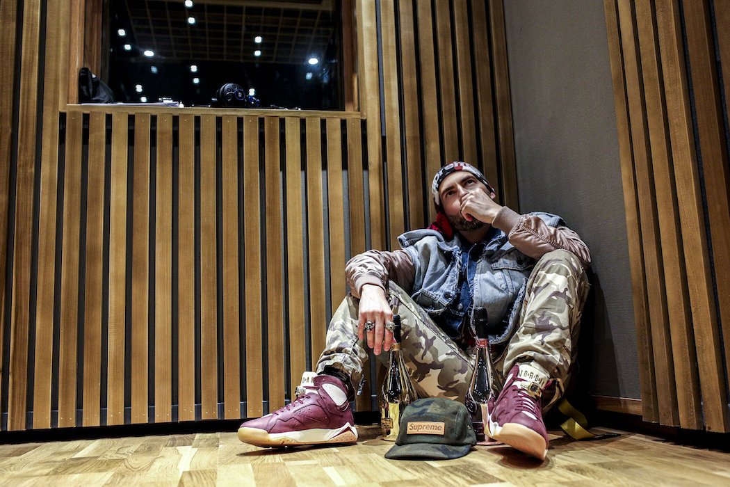 ClashMagazine's tweet image. PREMIERE: @snipermusic drops new video for 'Run' - clashmusic.com/videos/am-snip…