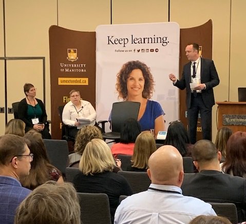 umextendeded's tweet image. This morning we sponsored the “Accountability from the Inside Out” breakout session at #QNETMB19 Conference for Leaders. We&apos;re thrilled to particaipate and to help @QNETManitoba to foster leadership excellence with our #professionaldevelopment programs. #UManitoba #KeepLearning