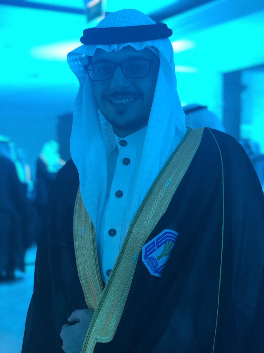 mo93bkn's tweet photo. الحمدلله الذي بنعمته تتم الصالحات 
الحمدلله الذي بلغنا هذا اليوم 🎓❤️
#تخرج_طلاب_طيبة_15 https://t.co/ttfr3paslI