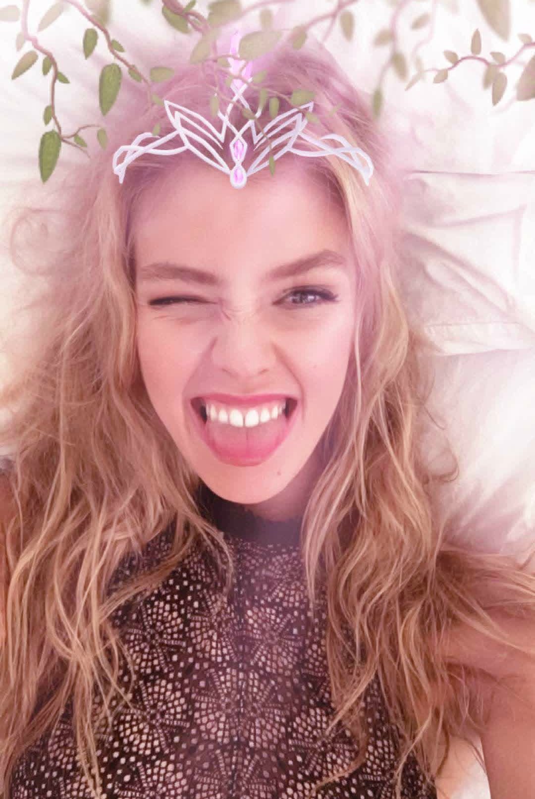 Happy 29th Birthday to the Queen of Modelling, Stella Maxwell !          