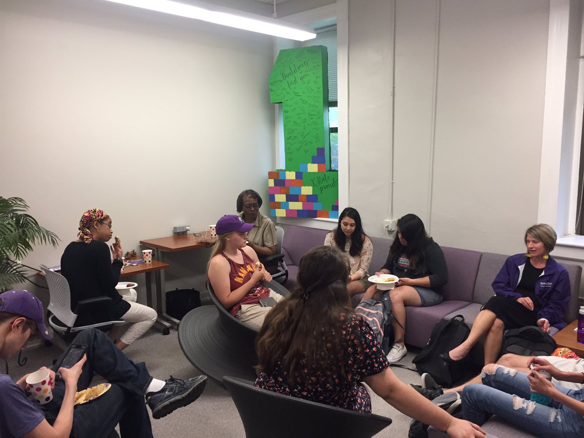 KStateLSAMP's tweet image. Things are hopping at the First Gen Lounge. Free food until 2pm! @KState1stSchol @ESS_KState @KStateMcNair #firstgenforward #FirstgenCats
