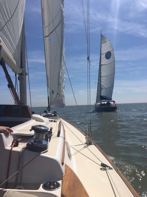 Smooth sailing on the Chesapeake Bay during the #returnofthefleet celebration at the posh Inn at Perry Cabin in Maryland. ⛵️⛵️⛵️@innatperrycabin
