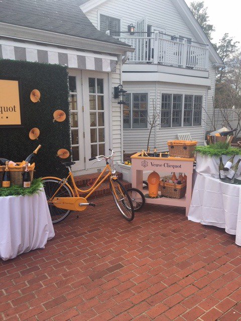 Who’s ready for Champagne? There’s always something fun happening at the Inn at Perry Cabin on Maryland’s gorgeous eastern coast. 🌅🍾🥂🏵 #returnofthefleet @innatperrycabin