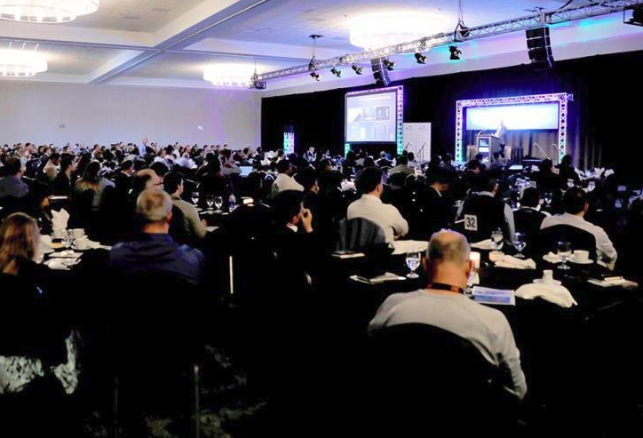 WardsAuto's tweet photo. 2019 WardsAuto Interiors Conference Photo Gallery https://t.co/ehMgVBmKf1 #WardsAutoInteriors https://t.co/wLD5sGUVo9