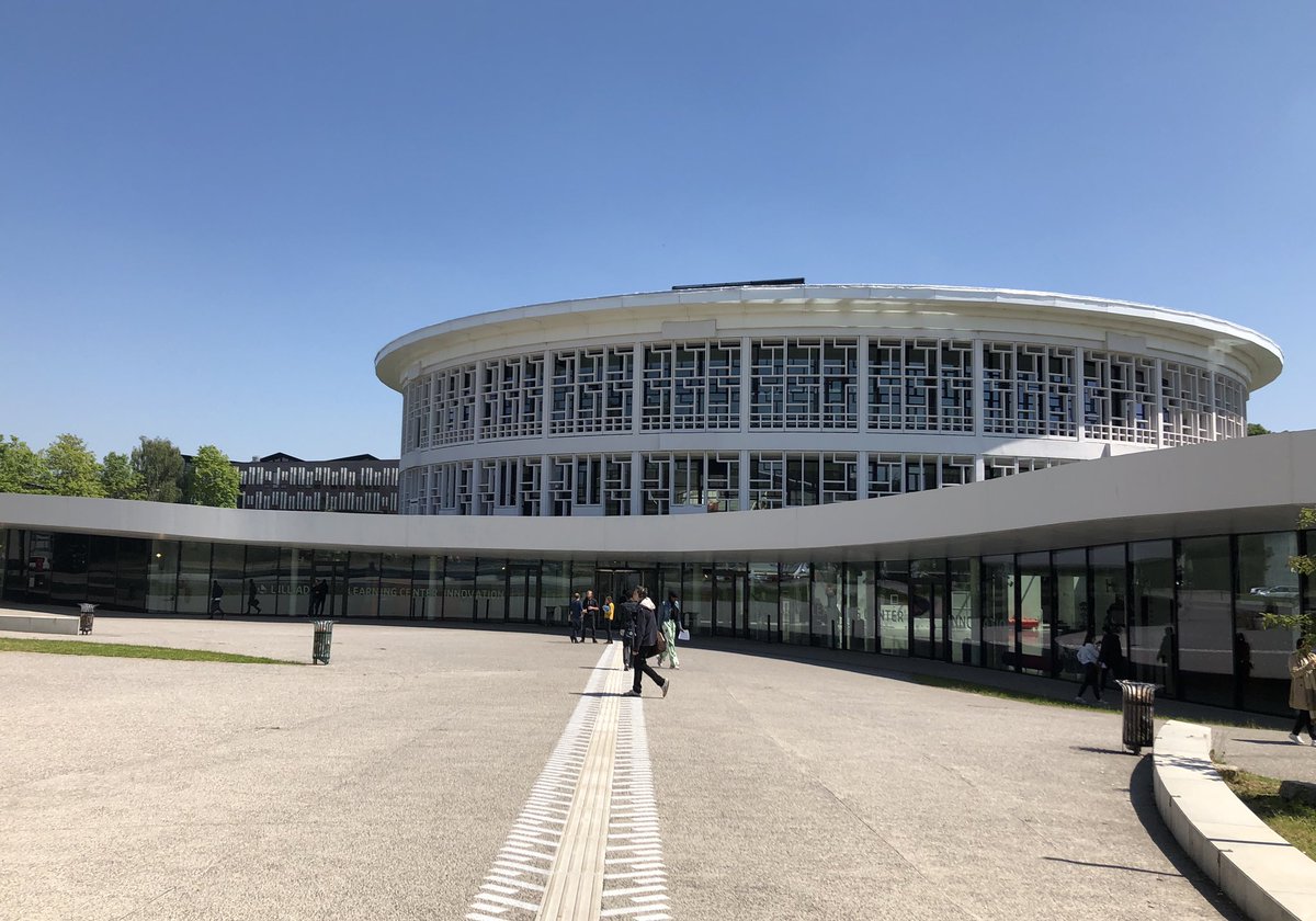 eduvoices's tweet photo. Le 29e atelier @eduvoices " Intégrer la pensée #Design dans ses #pratiques #pedagogiques " va bientôt commencer @LILLIADlci 😀#education #enseignement #designthinking https://t.co/9Pd83ruPtm
