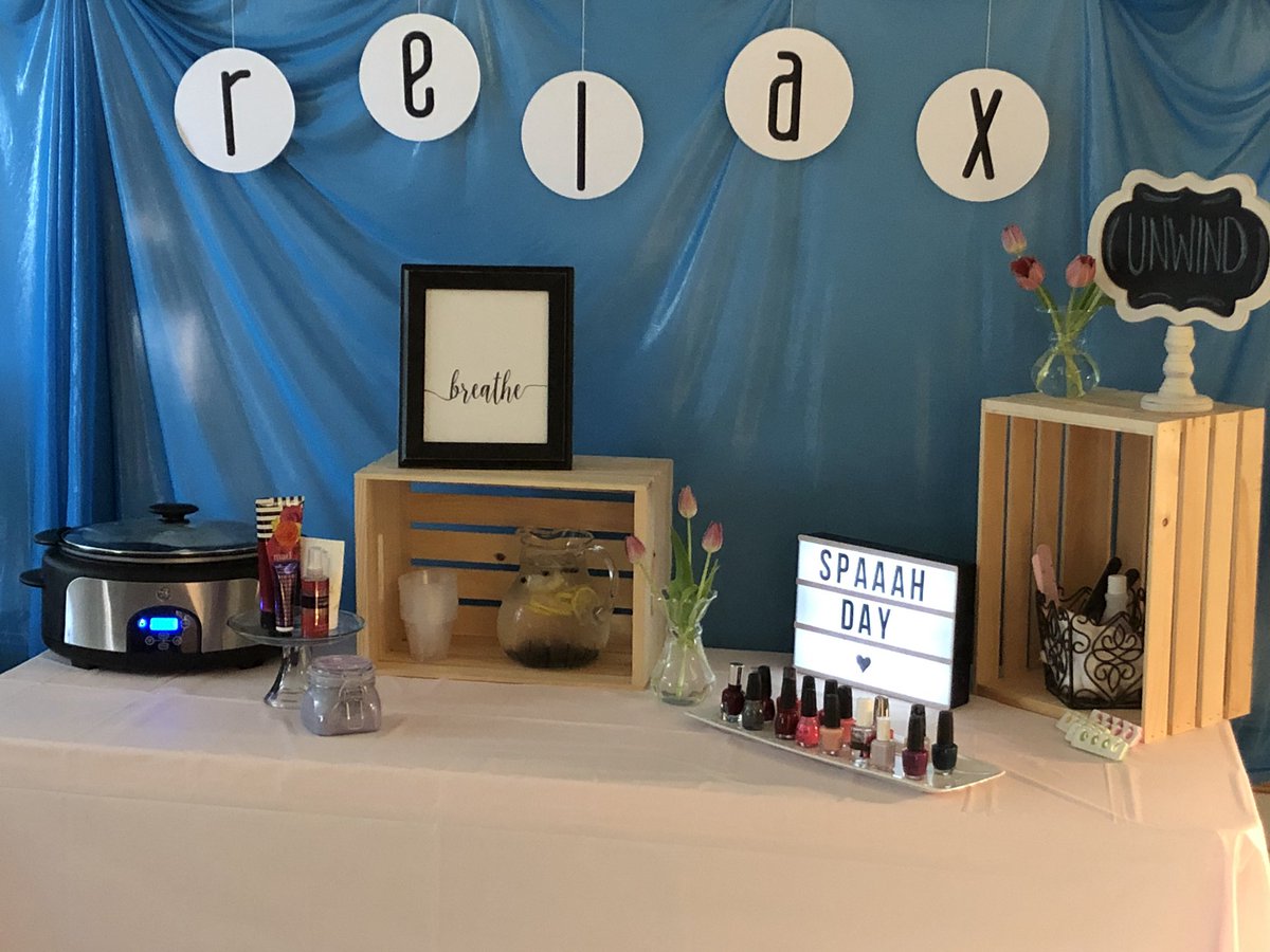 It’s time for our @RandallBears to relax and unwind!  Celebrating Day #8 with SPAAAAH day!