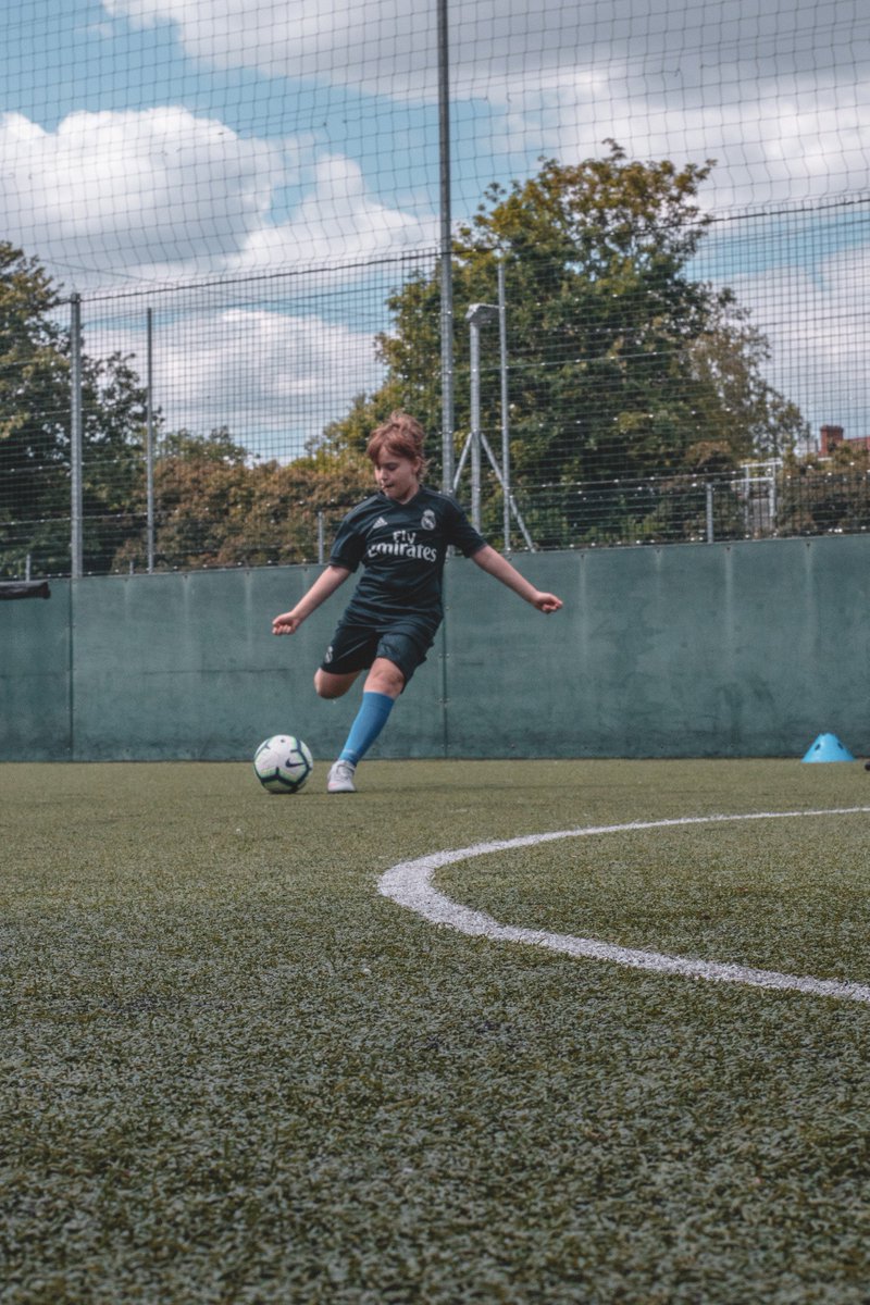 PDAFootball1on1's tweet image. What's your motivation? 🔥 #Wednesday #TrainHappy #1on1training #Football