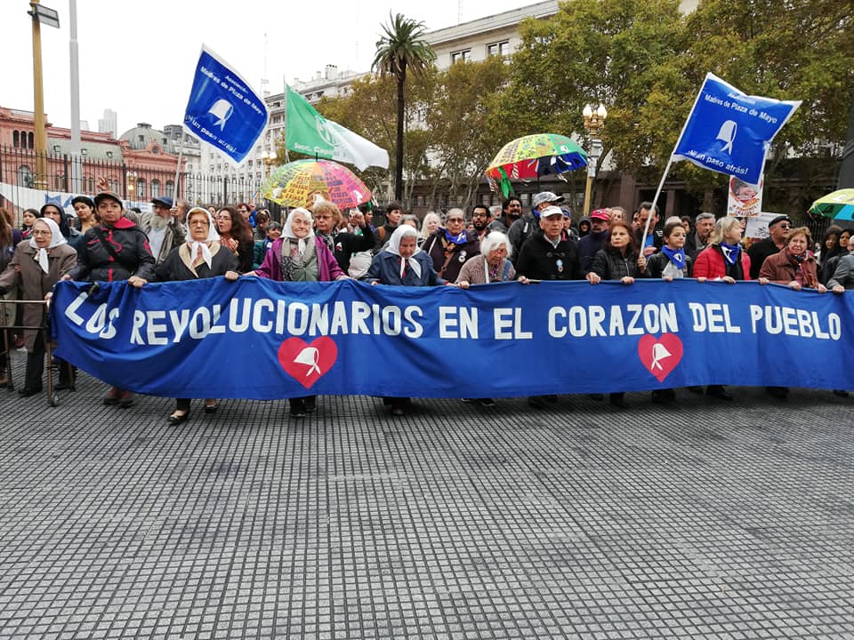 Madresdelaplazademayo Hashtag On Twitter