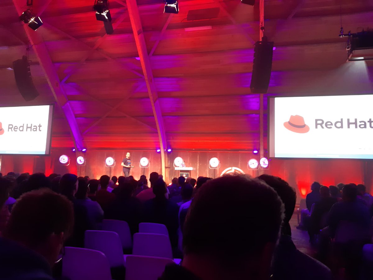 sultansofjava's tweet image. Redhat it is!!