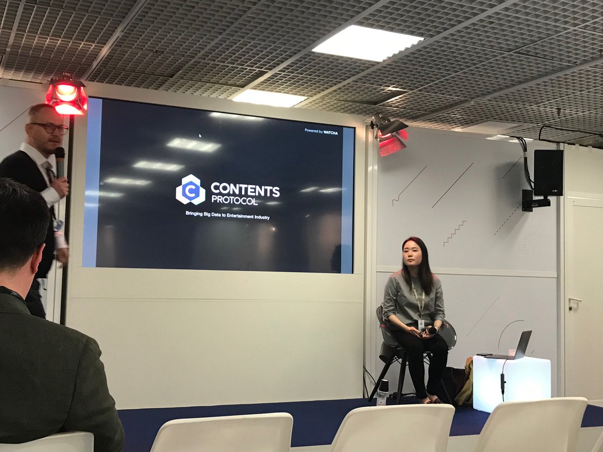 49Production's tweet photo. Day 1 : Conférences au #cannesNext #festivaldecannes #cannes2019 #cannes72 #cannes #VR # Cannesxr https://t.co/2lN5AyZfAs