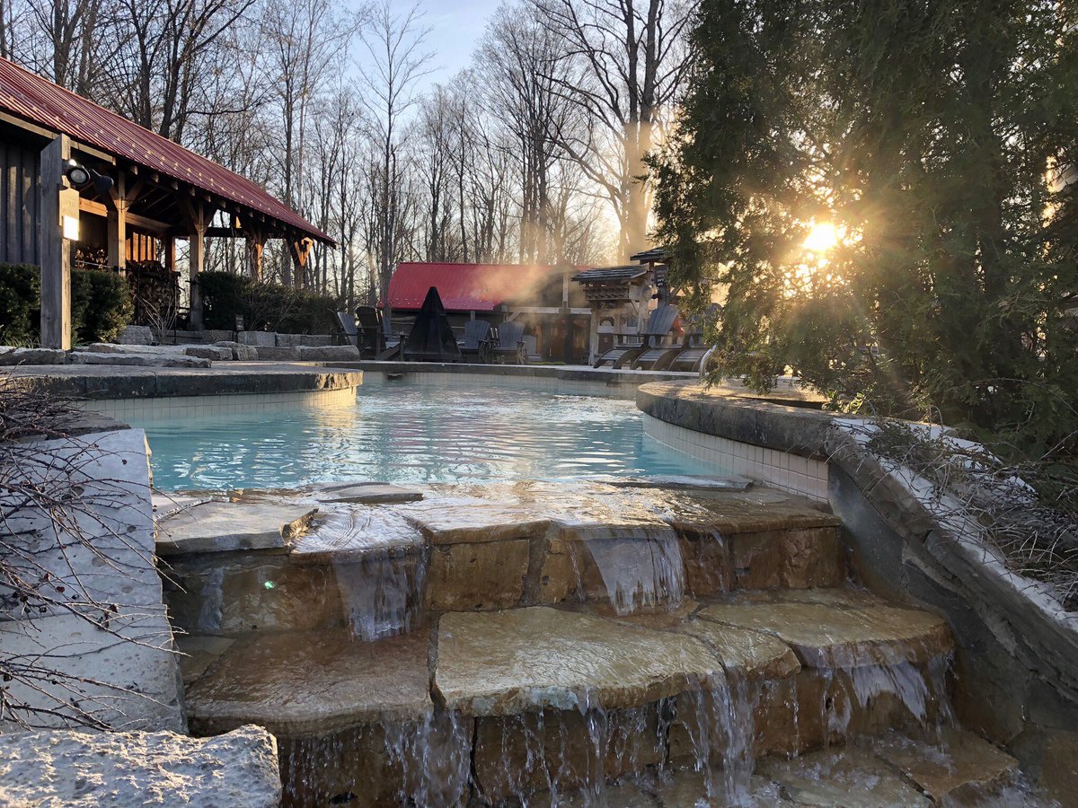 ScandinaveBlue's tweet photo. #UnwindWednesday is here and we are loving how the day is shaping up! Sunshine and relaxation are a perfect match. #shhhrelax https://t.co/bplct06h4T