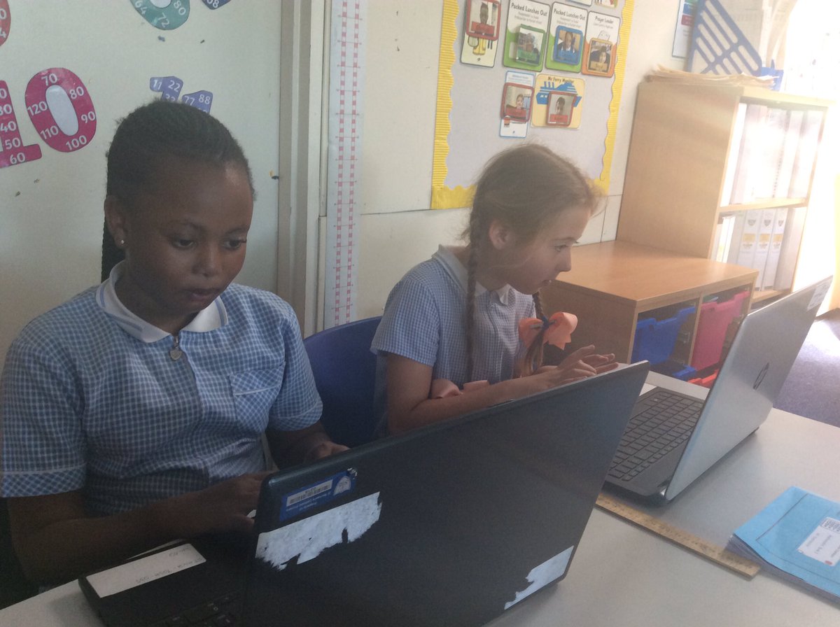 InspirationsStm's tweet image. Today we are spending time using loops within block coding. We have also made our own basketball games that included bouncing balls, sound effects, points totals and the ability to move in different directions. #STMComputing #STMY4Coding #STMY4Computing