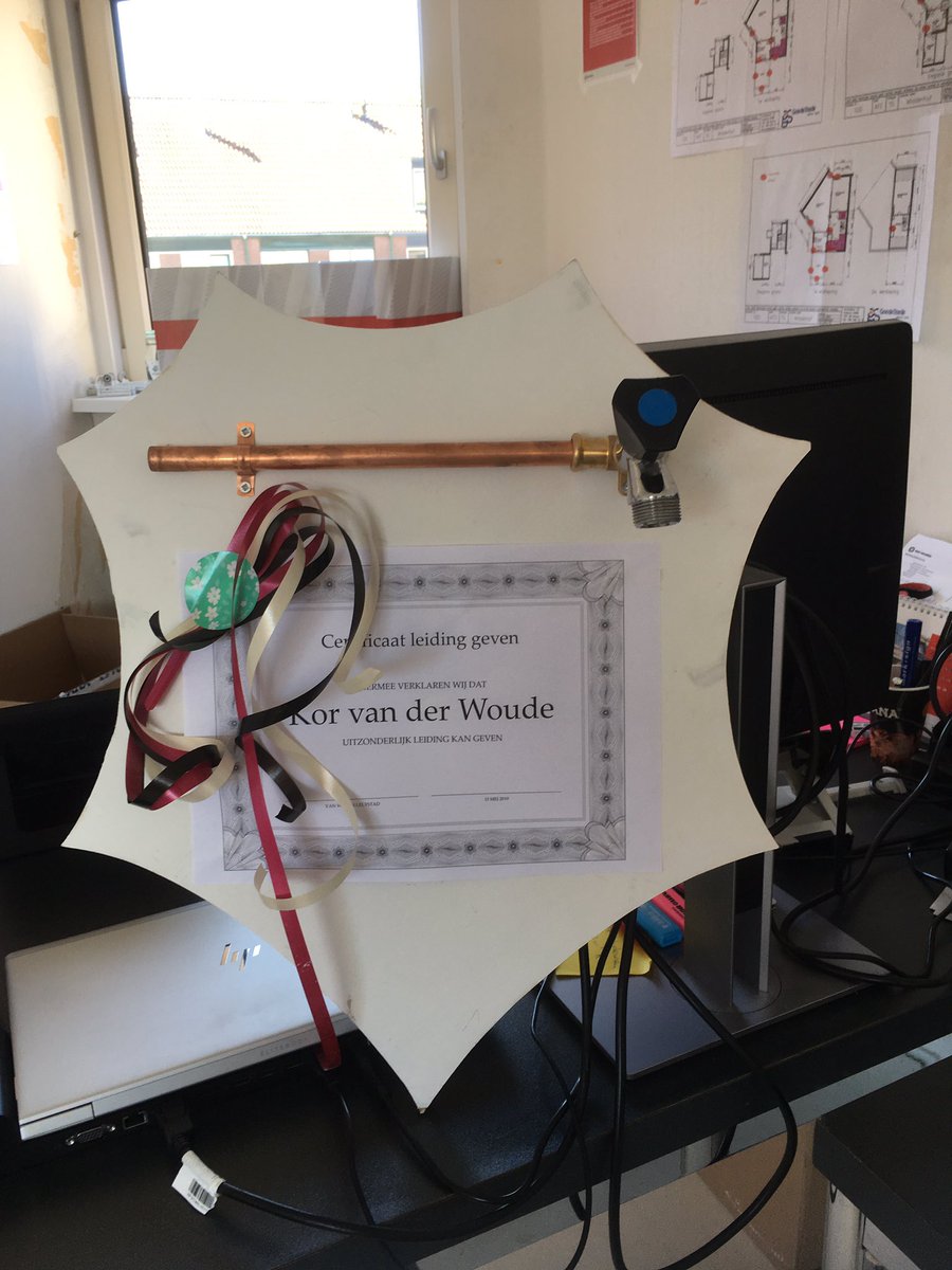 Kor van harte gefeliciteerd met het behalen van het certificaat 😜<a href="/VanWijnenGroep/">Van Wijnen</a> #vanwijnenlelystad