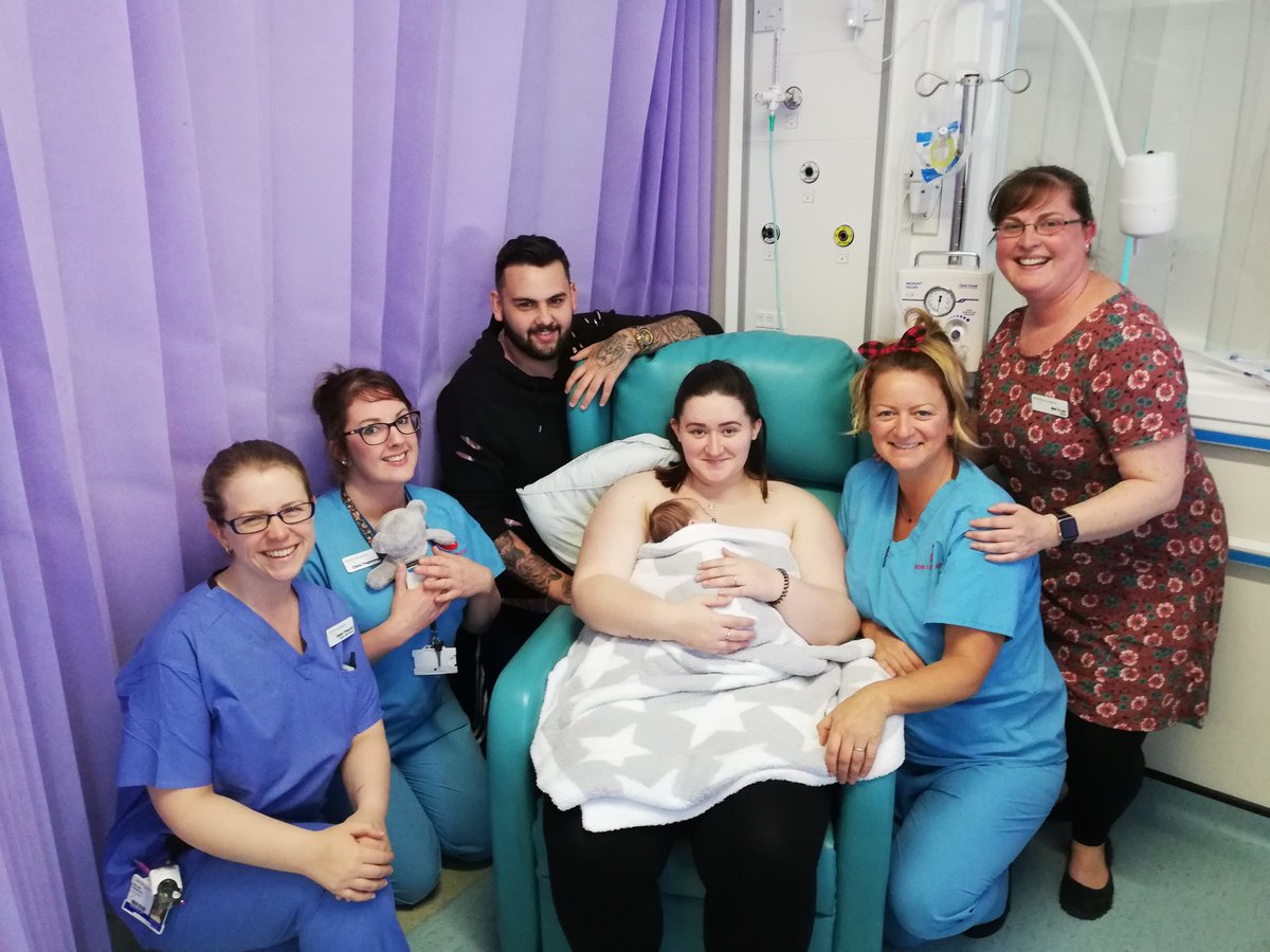 MelRichardsmel's tweet photo. @KangarooCareDay @RCHTWeCare @HGreenhill1970 Celebrating kangaroo care day on our fabulous NNU 💖 https://t.co/Xx4UaAJEvw