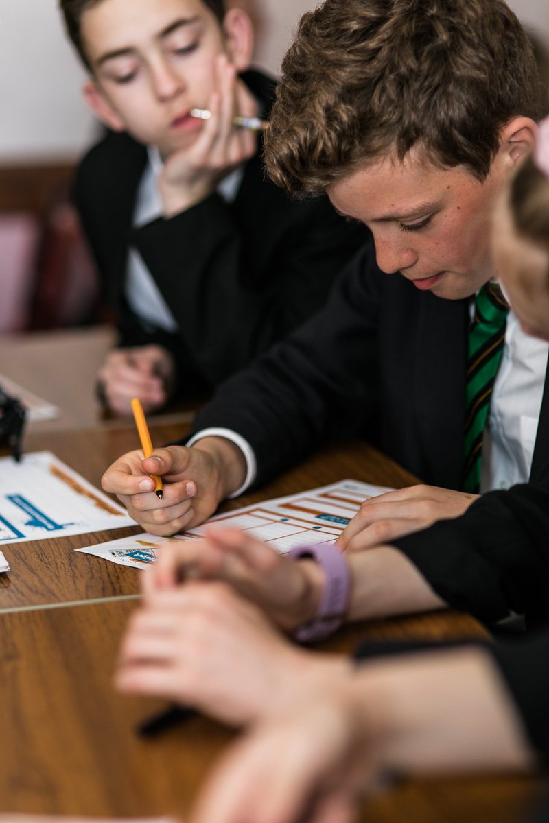 MoneyReadyUK's tweet photo. Half way through our #FinancialEducation roadshow on the #IsleofMan. Big thanks to young people @stninian @RGS_IOM @kwciom exploring money motivations, budgeting, careers &amp; choices #IOM @Quilter #PersonalFinance https://t.co/8yJBmjq8sw