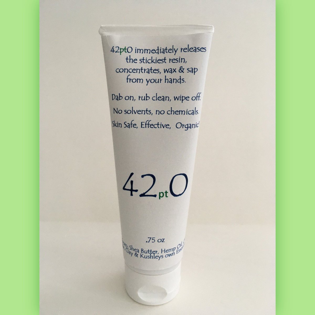 kushleyllc's tweet image. Sticky fingers got ya #skunky? 42pt0 is a gentler fix. Never harsh chemicals, always nourishing. #budtenderlife #stickyicky #hashhands

#Kushley #budtender #environmentfriendly #supportlocal #cannabis #cannabisismedicine #mmj #highsociety #girlswhosmoke #cannabis4vets