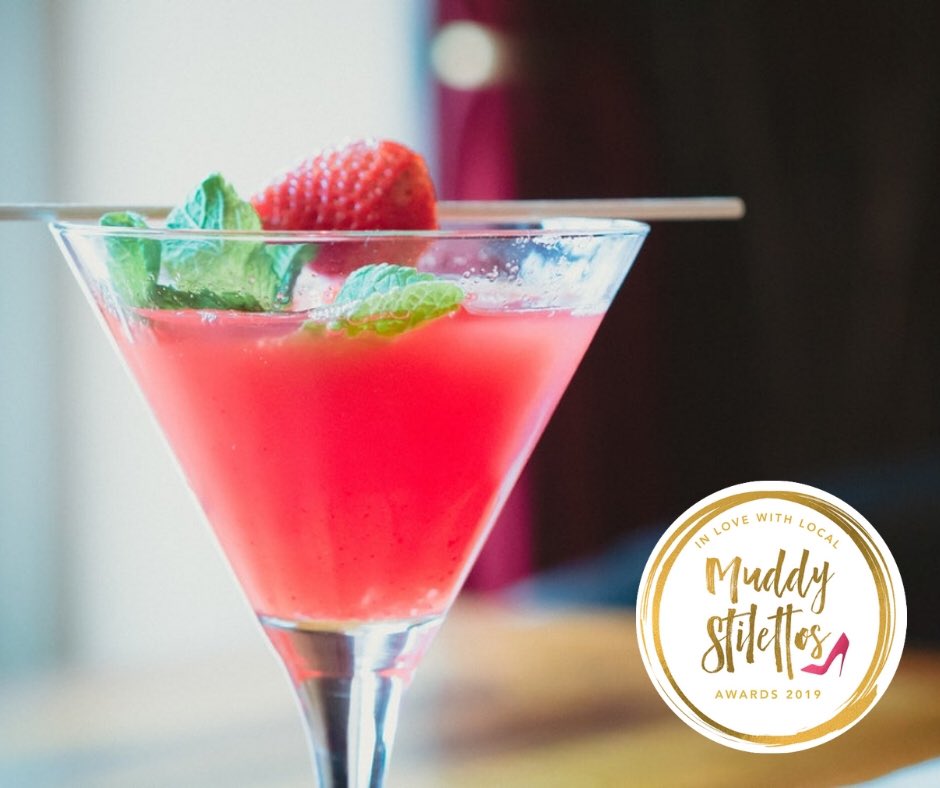 Time please! Vote for your fave #devon bar in the #muddyawards2019. Who will it be? <a href="/CrockettsExeter/">CrockettsBar</a> <a href="/barbicanbotani/">Barbicanbotanics</a> <a href="/thecovedevon/">The Cove</a> @honkytonkwinelibrary or Ben’s Wine &amp; Tapas @Bensfarmshops Vote here devon.muddystilettos.co.uk/awards/