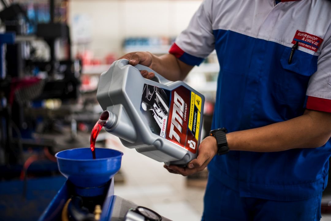 shopanddrive's tweet image. Berikut ini Gejala-gejala Oli Transmisi Otomatis Mobil Perlu Diganti 

bit.ly/KurasMatik1

#SnDInfo #SnDTips #InfoOtomotif #KurasMatik #FlushingMatik