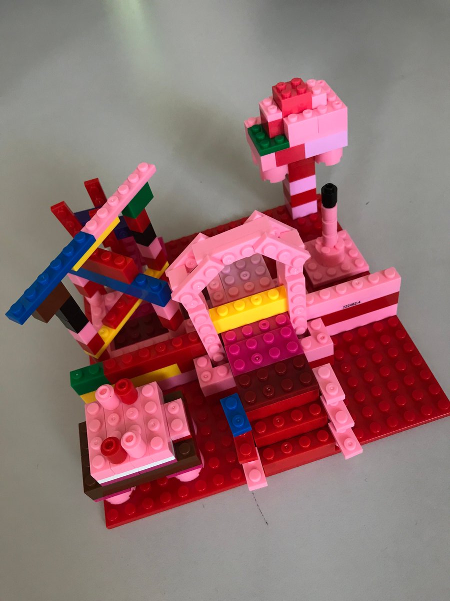 RGSWDrama's tweet photo. The #HouseSystem's take on the future with #HouseLego @LEGOIdeas today:
#Elgar built a green alien, #Wylde created an homage to @DrWhoWatch, #Ottley built a CO2 sucking Enviro-Rocket & #Whiteladies built a conceptual look at the present vs the future. https://t.co/An94xfUIt8