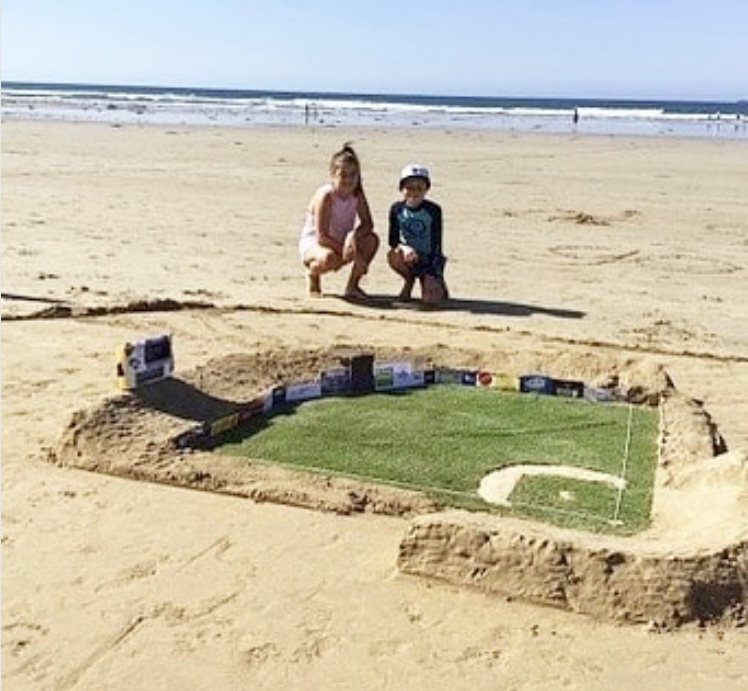 ¿Castillos en la arena? ¡Por favor! ❌

Yo hago campos de beisbol 😎⚾