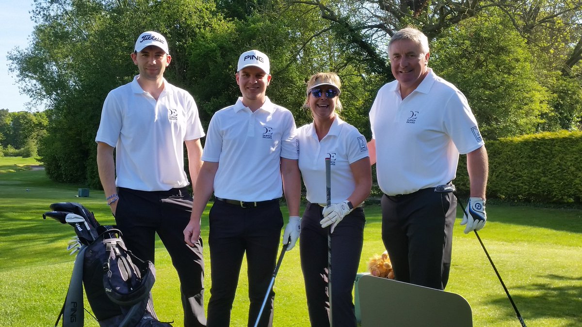 .@Glenmuir1891 polo shirts looking fab on the @DarwinEscapes team 
#SpringsLegends 
@Hambofoundation @OurLegendUK @DarwinPIM