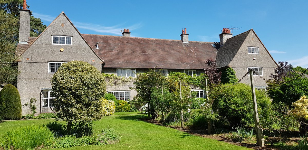BirchfieldSch's tweet photo. Let's hope the weather stays fine for the whole school photograph tomorrow! #wholeschoolphoto #sunshine #hereshoping https://t.co/0SrtTaQqDS