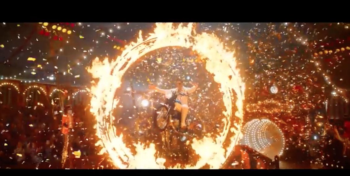 NaturaFlyingFX's tweet photo. 1960’s great Russian Circus recreated in India for @Bharat_TheFilm. See how the amazing feat unfolded! - https://t.co/3X8q1bNDQ7
#FlyingFX #AerialRigging #Circus #RiggingSafety #TeamNatura https://t.co/LG71NsCTWM