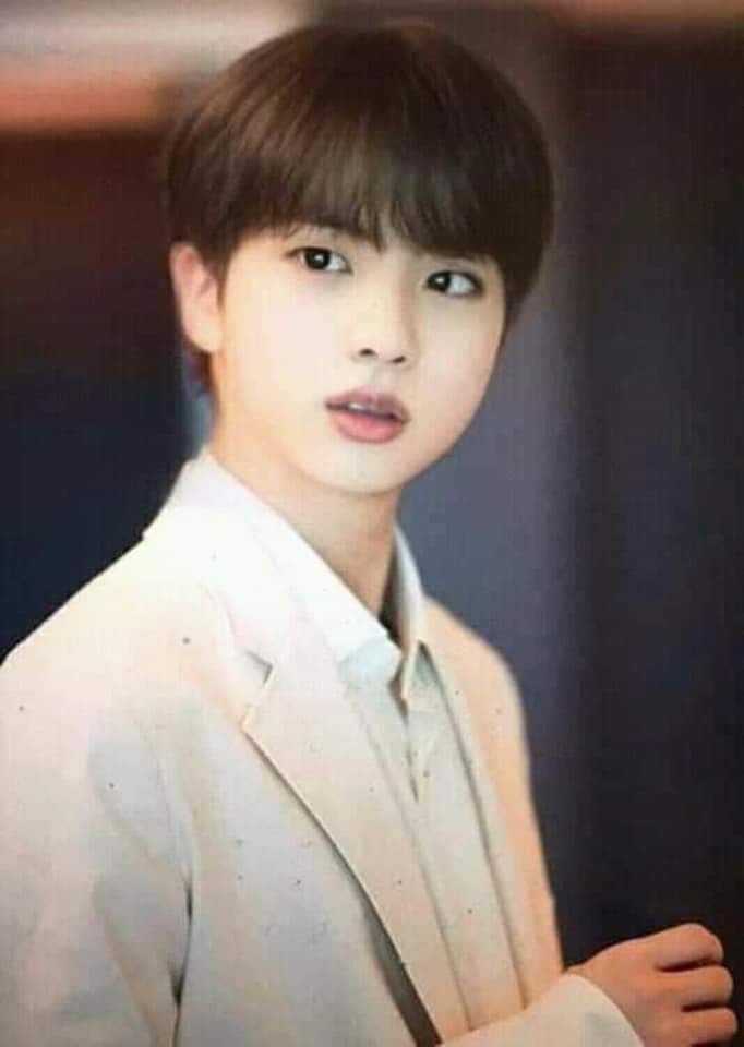 BTSlabsARMY's tweet photo. They're all cutiiiieees!!!❤❤ 
Fight meee😂 https://t.co/VepyYreUiI