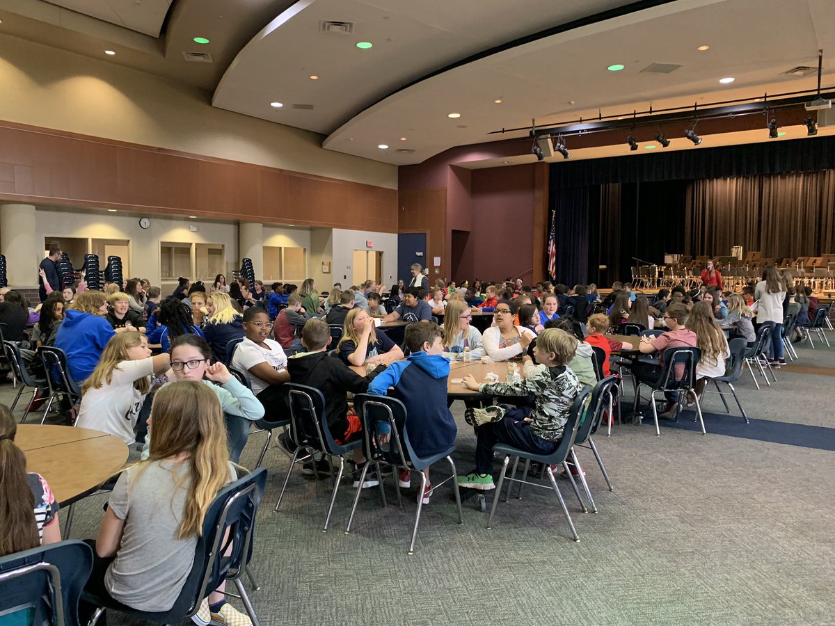 Covington goes to Woodside <a href="/CEScoyotes/">Covington Elementary</a> <a href="/WarriorsWMS/">Woodside Warriors</a> #woodsidestrong