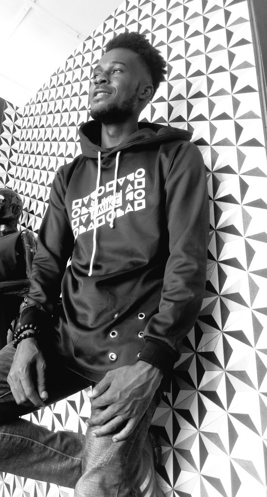 amkingdarey's tweet photo. That Event Guy with the Sauce #ThaPlug🔌 #MIKC💯 #krockcityontherise https://t.co/hSGxeCKS6c