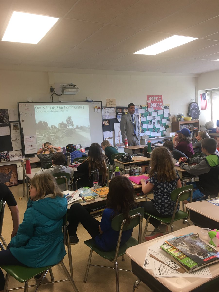 pollack_B's tweet photo. Excited to have Dr Sean Eversley Bradwell at our school today teaching our students about the history of education in Tompkins County ⁦@CHESBulldogs⁩ ⁦@IthacaNYSchools⁩ https://t.co/32wslaXlyC