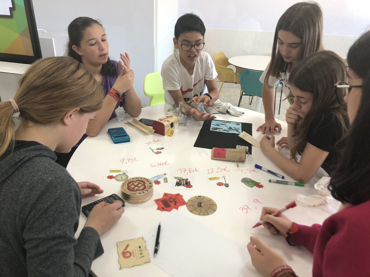 EscolapiosSoria's tweet photo. Hoy nuestros alumnos de 1ESO han conseguido encontrar el tesoro pirata usando su ingenio matemático, disfrutando de un Escape Room Educativo preparado por @SaraGallardo92 en la sala Ágora Interetapas.Han trabajado fracciones, porcentajes, ecuaciones funciones y coordenadas🔝 https://t.co/qJp5RijtrN