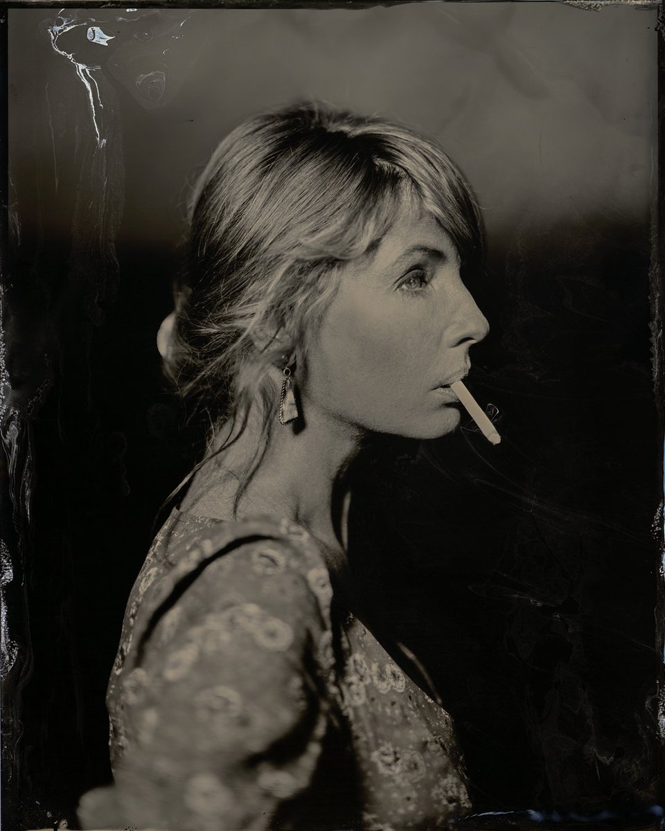 does beth dutton smoke real cigarettes RT if Beth Dutton is your spirit animal. #BethDutton #Yellowstone