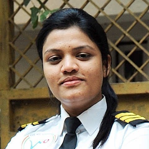INCPDCC's tweet photo. Meet Captain Aarohi Pandit, the 23-year-old girl who became world's first woman to cross Atlantic Ocean in Light Sports Aircraft
You are such an inspiration Arohi
#WomenPower
#WomenPositive https://t.co/SRvXlkfAvl
