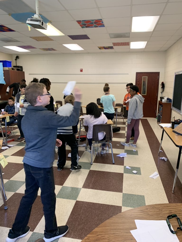 bfredericks0425's tweet image. When your classroom becomes an airport @Westview_GWD50 @BREWERT2 @wstmediacenter #ultimatepaperairplanes #stemschallenge #6thgrade #endoftheyear