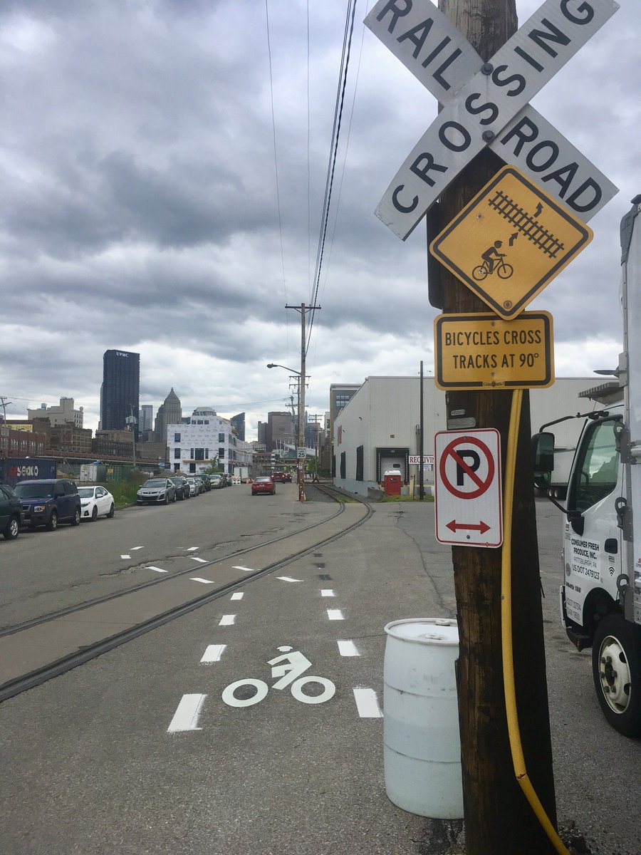 New mini “advisory” bike lanes have been installed on Railroad Street. These are meant to encourage cyclists to approach multiple rail crossings at a safer angle, and to make motorists more aware of less predictable movements by cyclists  🚲