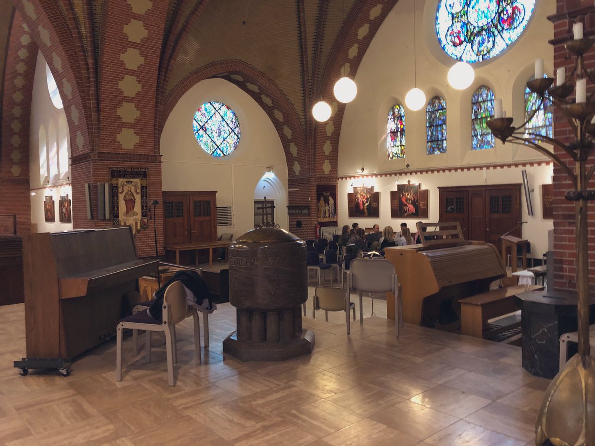 LearningLabLL's tweet image. Vandaag onze 1e Action Learning Set gehad bij het stadsklooster. Studenten, wijkpartners en professionals uit het veld kwamen samen om te delen &amp;amp; te leren. Een inspirerende en waardevolle bijeenkomst. Mee doen? Dat kan! Vrijdag 7 juni is de volgende set, pb voor meer info!