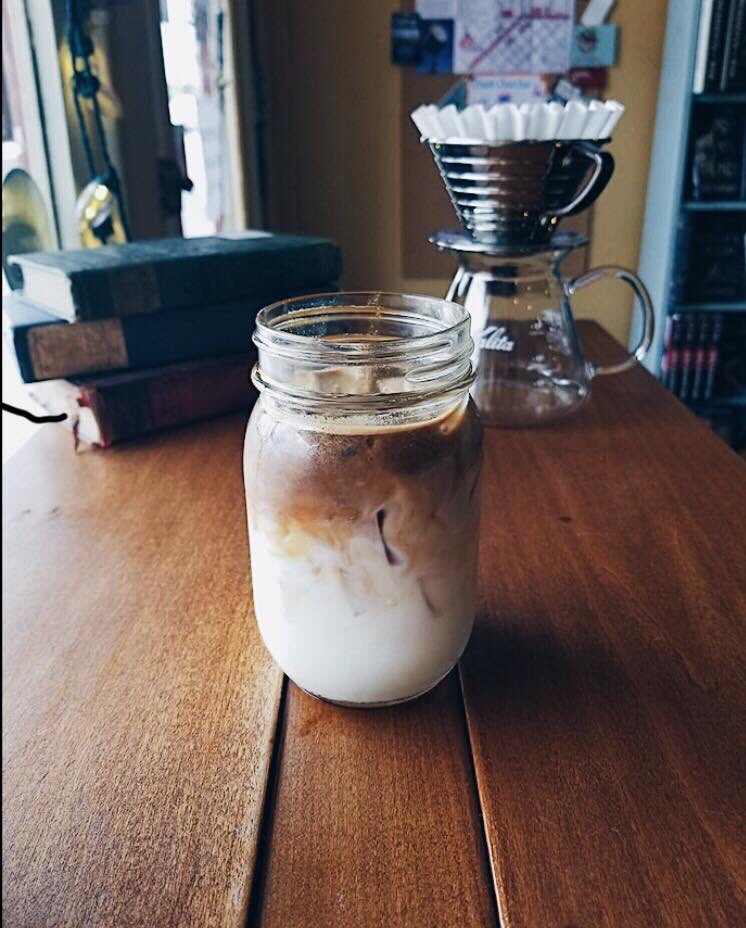 ChaptersOnMain's tweet photo. ☁️ D R E A M Y ☁️

Latte Macchiatos are dreamy, aren’t they? Try a sweet, creamy latte macchiato today! It’s the perfect treat to cool you down while giving you that caffeine to get you through the week! Happy Hump Day!

#macchiato #lattemacchiato #icedcoffee #coffeeaesthetic https://t.co/V5pey8noUU