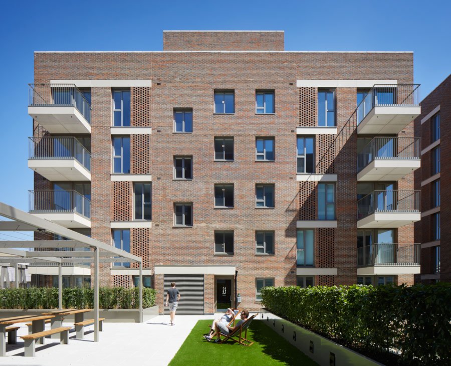 Archidust_'s tweet image. Material store in United Kingdom
#Michelmersh #MaterialStore #Store #Bedroom #House #Design #Modern #Terrace #Brick
archidust.com/Home/project_d…